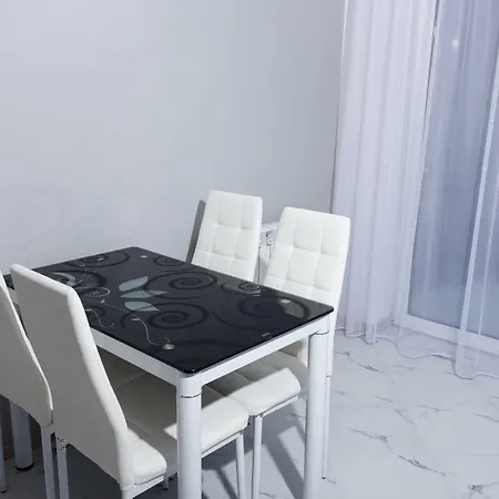 On Chornovola 16g Avenue аvalon New Building House * Львов