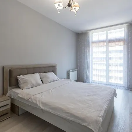 на вулиці чорновола 16г, від власника сучасна в львові будинок авалон 2 кімнати *